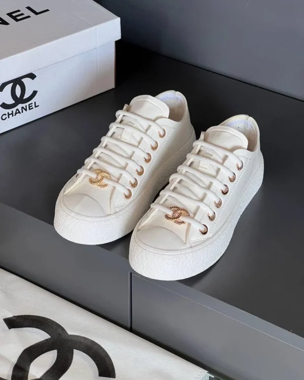 Chanel Sneaker White